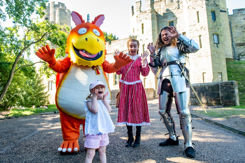 Warwick: Entry Ticket for Warwick Castle Castle Entry Only: Off Peak