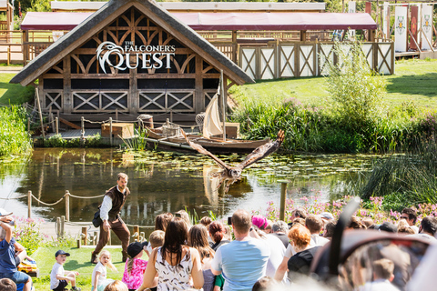 Warwick: Entry Ticket for Warwick Castle Castle Entry Only: Off Peak