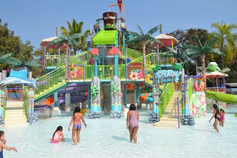 Oaxtepec: Six Flags Hurricane Harbor Waterpark Entry Ticket
