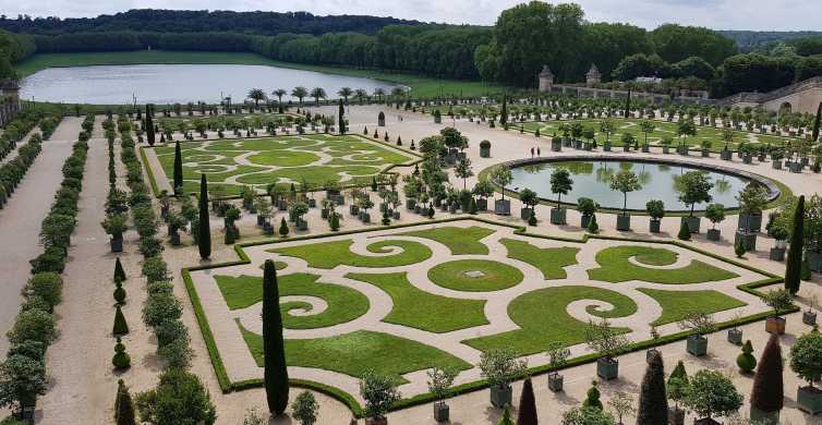 Desde París: Visita guiada al Palacio y Jardines de Versalles
