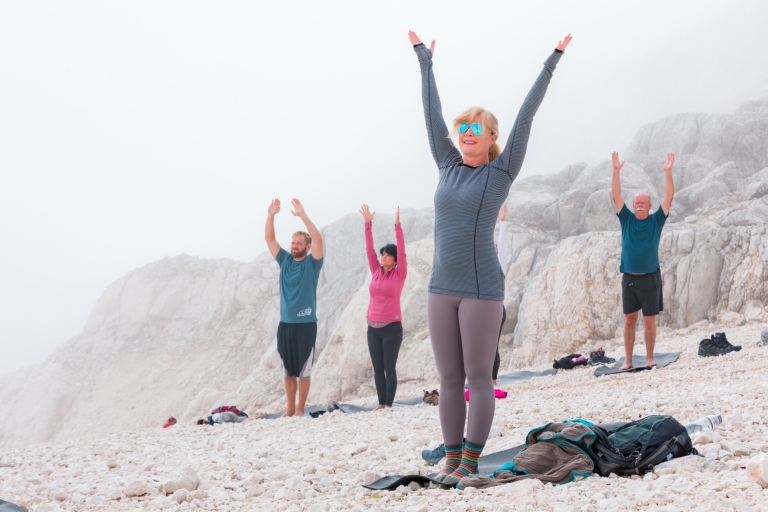 Bovec: Campamento de Yoga de 3 días en el Valle de Soča y Deportes en la NaturalezaFin de semana en grupo compartido