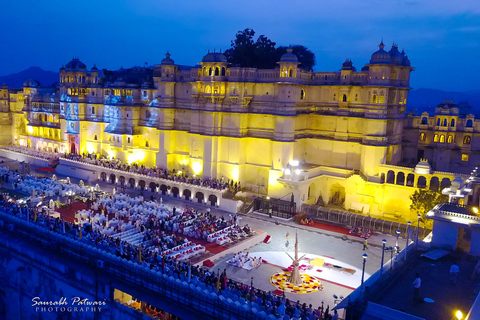 Udaipur : visite du musée du palais de la ville et excursion en bateau sur le lac Pichola