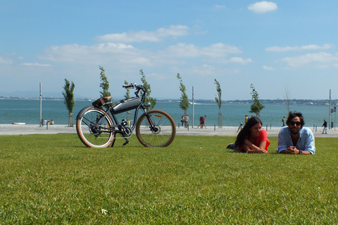 Lizbona: Odkrywanie miasta, wypożyczalnia rowerów elektrycznychWypożyczenie roweru elektrycznego na 4 godziny