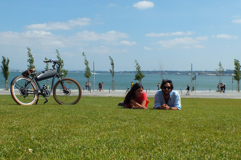 Lizbona: Odkrywanie miasta, wypożyczalnia rowerów elektrycznychWypożyczenie roweru elektrycznego na 4 godziny