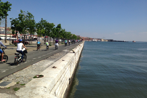 Lizbona: Odkrywanie miasta, wypożyczalnia rowerów elektrycznychWypożyczenie roweru elektrycznego na 4 godziny