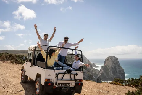 Från Lissabon: Sintra med Pena Palace och Cabo da Roca med 4WD