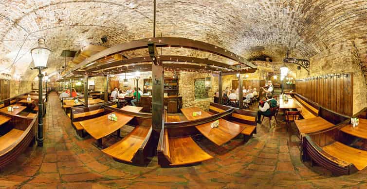 Wien: Traditionelles Wiener Degustationsessen mit Volksmusik | GetYourGuide