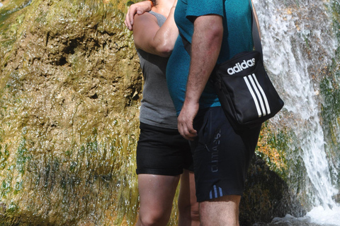 إطلالة على وادي ساباديري والجبل في ألانيا مع السباحةوادي ساباديري في ألانيا