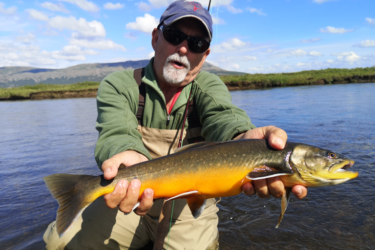 Von Reykjavik aus: See- und Flussangeltour