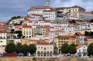 Von Porto aus: Heiligtum von Fatima & Coimbra Private Tagestour