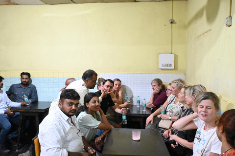 Bangalore: Foodie Tour, Local Market, & Mystery Nandi Temple Bangalore:Food Street Walk+Local Market+Mystery Nandi Temple