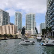 Miami: Bootsfahrt zu Millionärshäusern & Venetian Islands