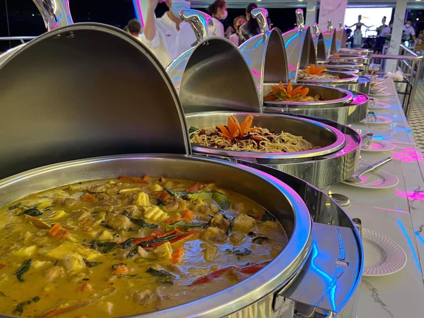 Bangkok: Chao Phraya River Buffet Dinner Cruise | GetYourGuide