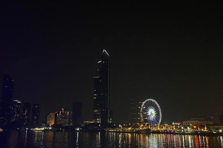 Bangkok : dîner-croisière buffet sur le fleuve Chao Phraya