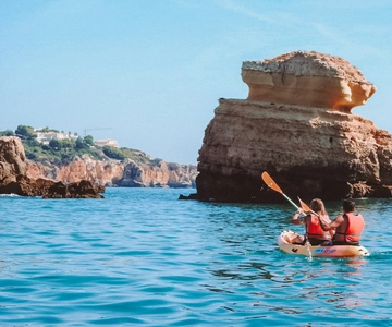 Albufeira: Kayak Tour of Hidden Caves and Secret Beaches