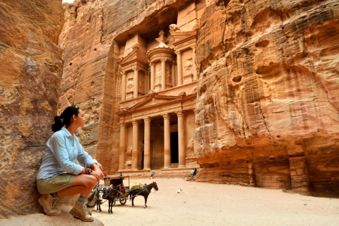 Tel Aviv: Petra & Wadi Rum 2-daagse tour met bedoeïenenkampverblijf