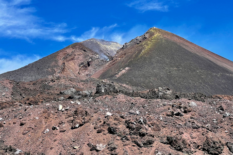 Mont Etna : Randonnée dans les cratères du volcan