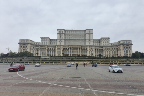 From Bucharest: 5-Day Private Guided Tour of Romania Standard option