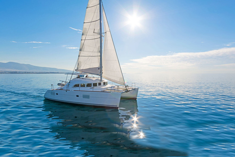 Mykonos: cruzeiro privado de catamarã com comida, bebida e traslado