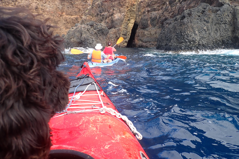 Porto Santo: wycieczka kajakiem z Ponta CalhetaWycieczka kajakiem na plażę Zimbralinho