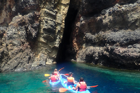 Porto Santo: Kayak Tour from Ponta Calheta Zimbralinho Beach Kayak Tour