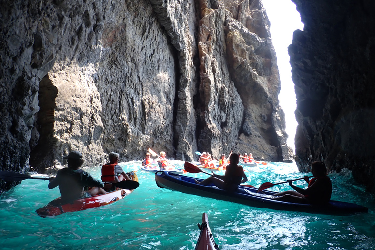 Porto Santo: tour en kayak desde Ponta CalhetaTour en kayak por la playa de Zimbralinho