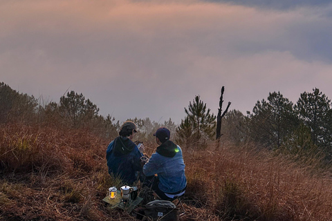 Dalat: Cloud Chasing packaged hike - Sunrise Pickup Included Group Packaged Tour - Free photo & video taken by tour guide