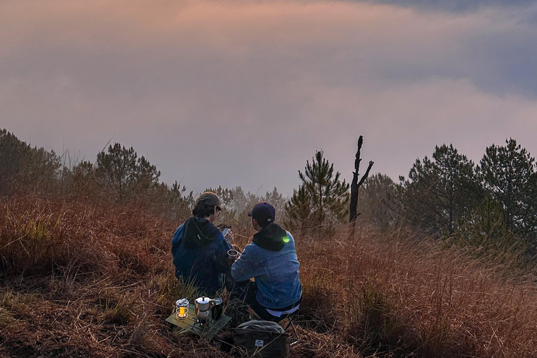 Dalat: Cloud Chasing packaged hike - Sunrise Pickup Included Group Packaged Tour - Free photo & video taken by tour guide