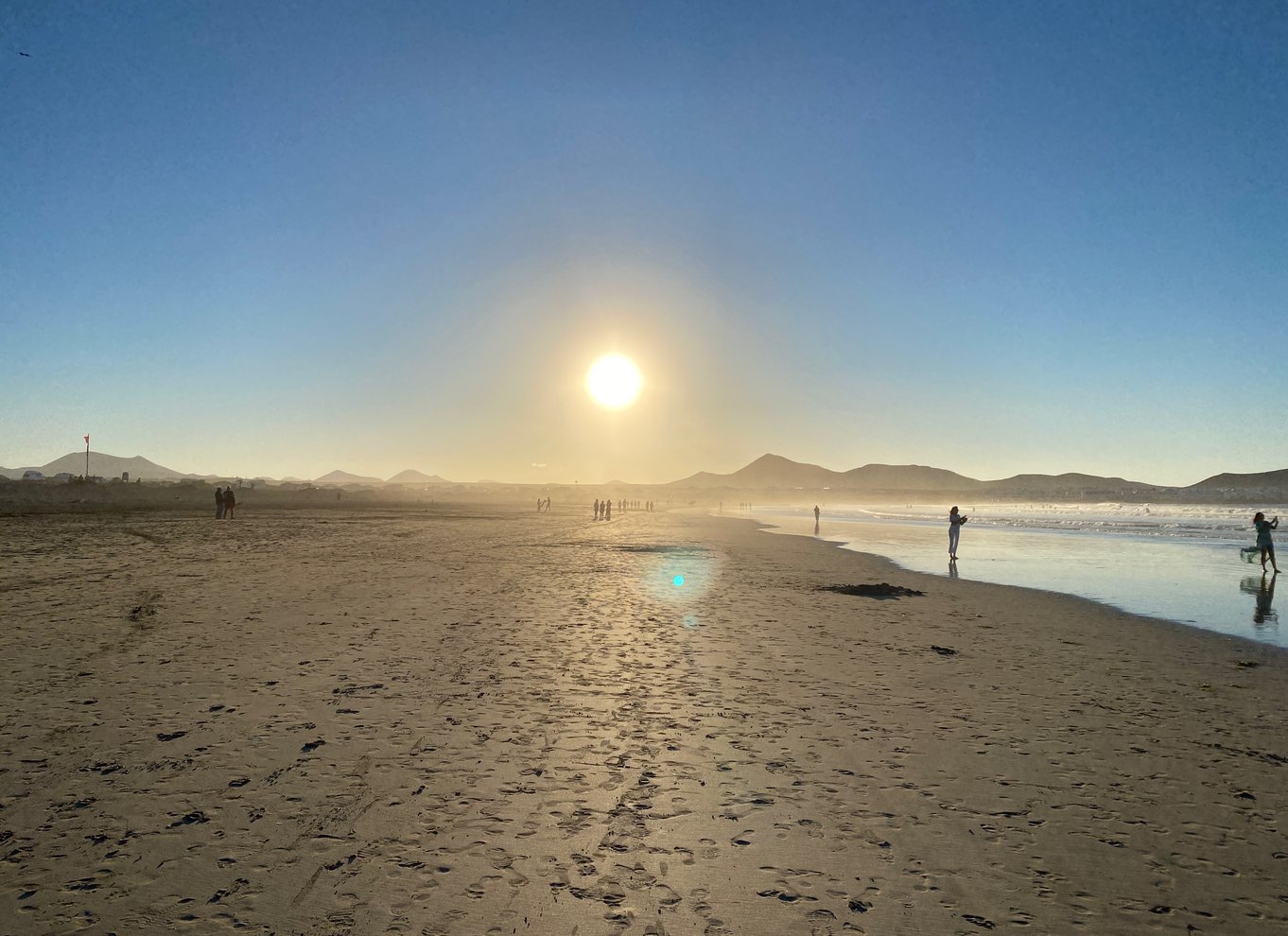 Lanzarote: Famara Beach Surfing lektion for alle niveauer