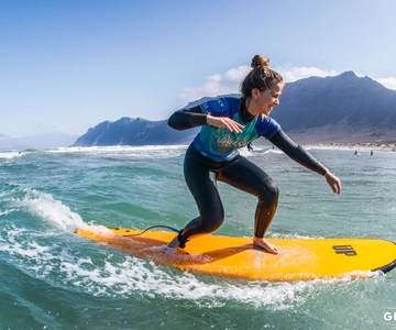 Lanzarote: Famara Beach Surfing Lesson for All Levels