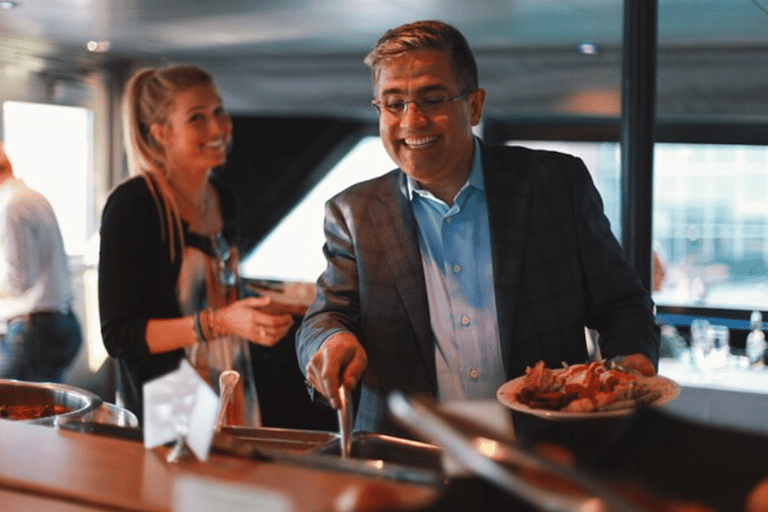 Toronto: Mother's Day Premier Cruise with Brunch or Dinner