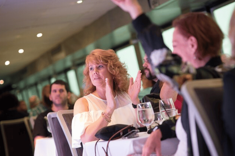 Toronto: Mother's Day Premier Cruise with Brunch or Dinner