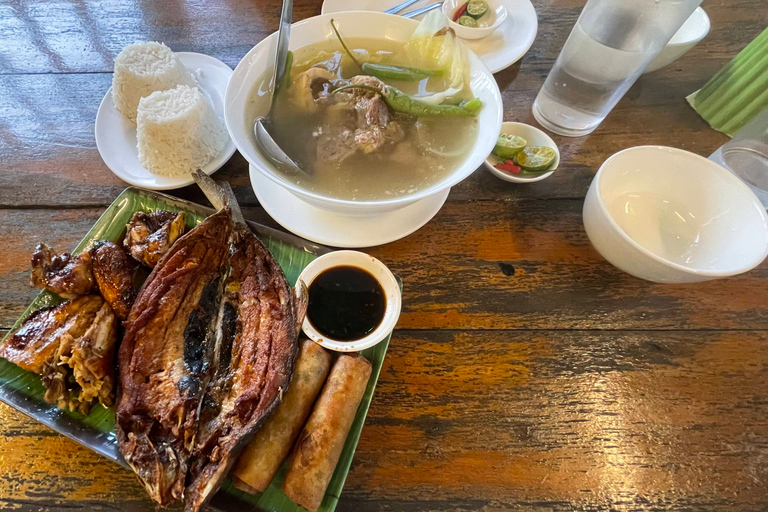 Puerto Princesa: avistamiento de luciérnagas en la jungla, paseo en barco y cena