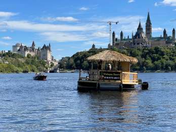 Ottawa: Schwimmende Tiki-Bar-Kreuzfahrt auf dem Ottawa River