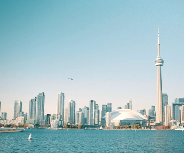 Toronto: Best of Toronto Tour with CN Tower and River Cruise