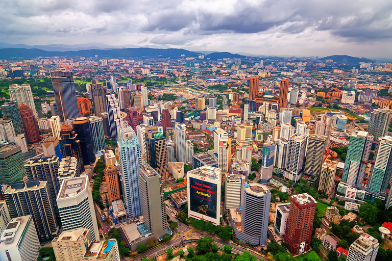 Kuala Lumpur: Half-Day Photo Tour with Petronas Twin Towers