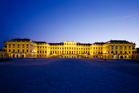 Wenen: After-Hours Schönbrunn Paleis Entree & Concert TicketVIP-zitplaatsen