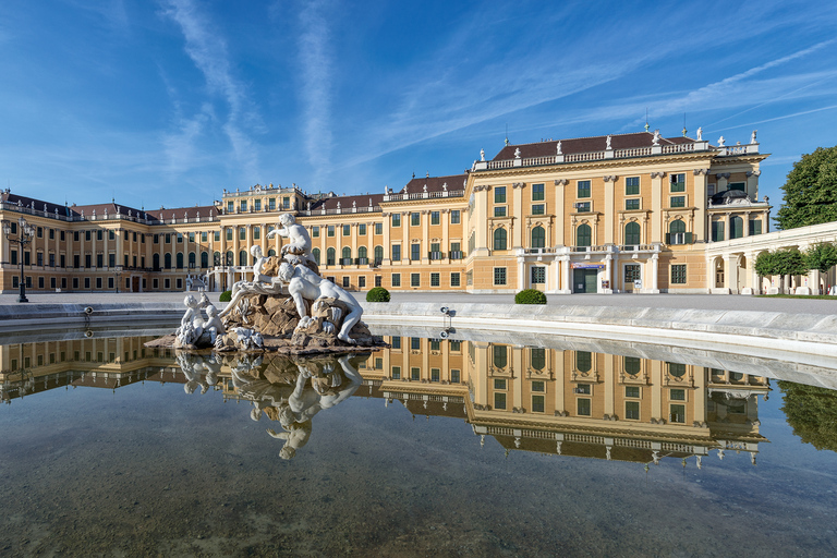 Viena: Você pode entrar no Palácio de Schönbrunn depois do expediente e comprar um ingresso para o concertoAssento categoria A