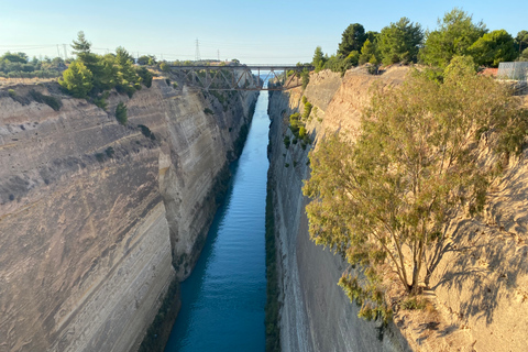 Von Athen aus: Private Weinstraßen-Tour mit Weinverkostung