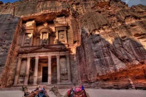 Sharm El-Sheikh: Wycieczka do świątyni Petra z lunchem promem