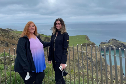 From Belfast: Giant's Causeway Private Day Tour