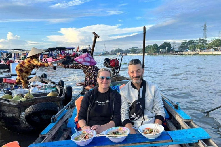 Circuit dans le delta du Mékong - Marché flottant de Cai Rang 2 jours 1 nuit