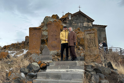 Yerevan: Lake Sevan Gourmet Day Trip with Tastings and Lunch