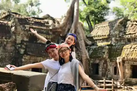 Alba di Angkor Wat, Banteay Srei, Bayon e Tempio Ta Prohm