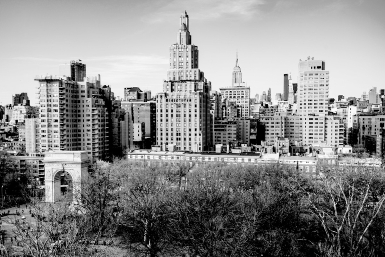 NYC: Juego de exploración de los fantasmas de Greenwich Village