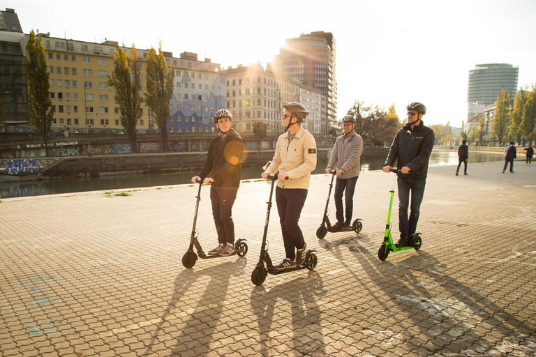 Krakow: Old Town Highlights E-Scooter Tour