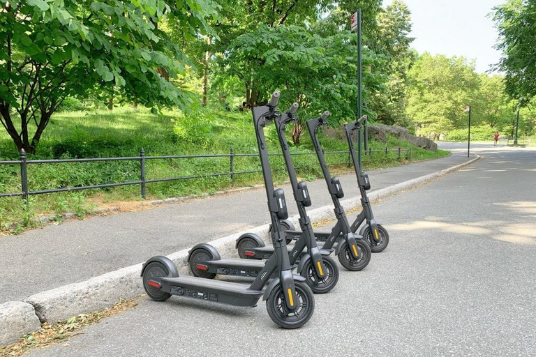 Cracovia: tour de 2 horas en scooter eléctrico por el barrio judíoCracovia: recorrido en scooter eléctrico por el barrio judío