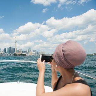 Toronto : visite en petit groupe en van avec excursion en bateau