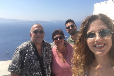 Excursão guiada pelo melhor de Santorini de 6 horasSantorini: Excursão ao melhor de Santorini com degustação de vinhos 6H