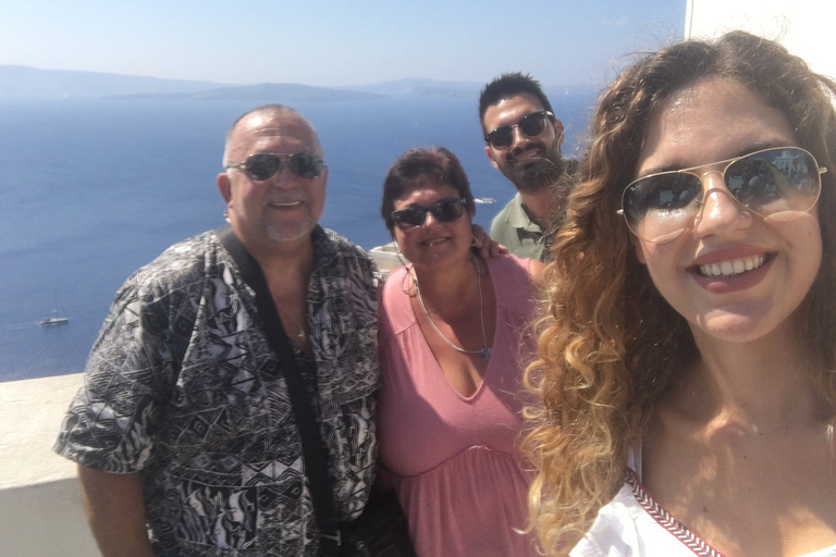 Excursão guiada pelo melhor de Santorini de 6 horasSantorini: Excursão ao melhor de Santorini com degustação de vinhos 6H